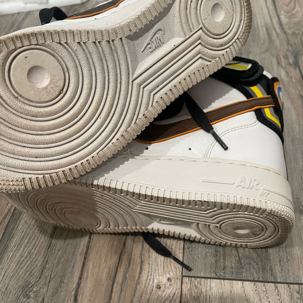 Nike x Riccardo Tisci Givenchy Air Force 1 Hi Sp 'White Baroque Brown' - Picture 5 of 7